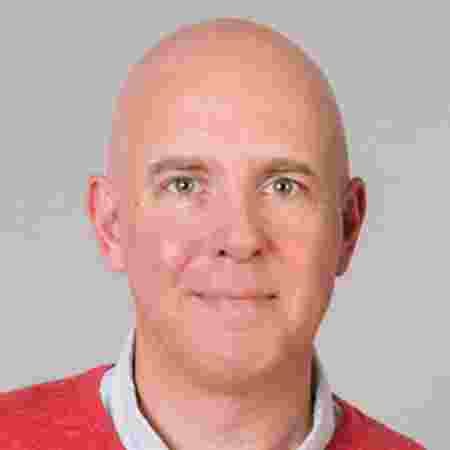 Simon Gibbons
